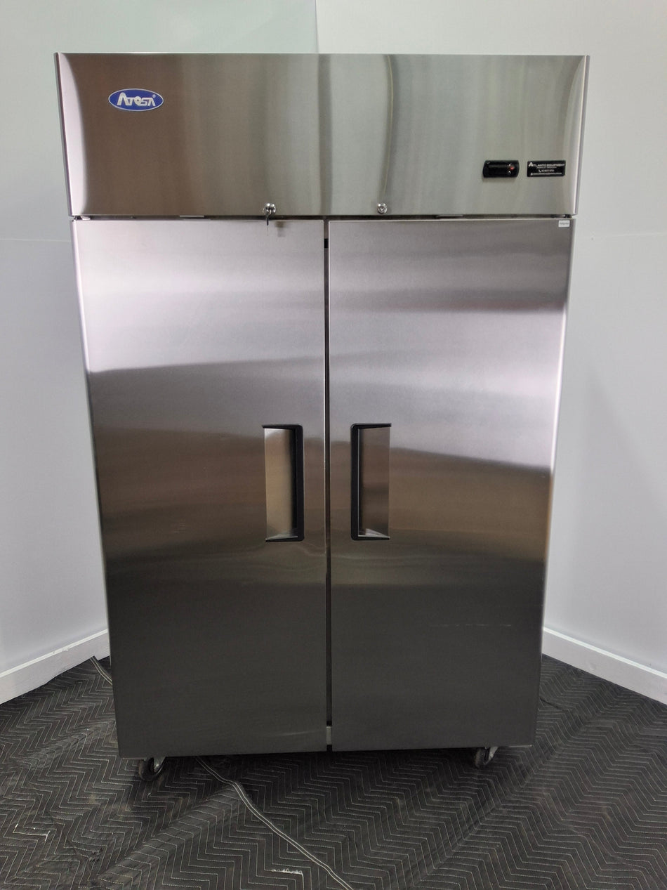 Atosa YBF9218GR Upright Fridge